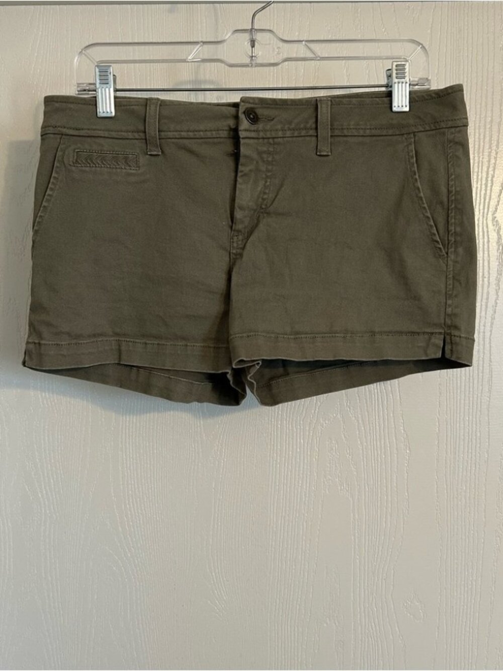 Khaki Women's Cargo Shorts | Size 6